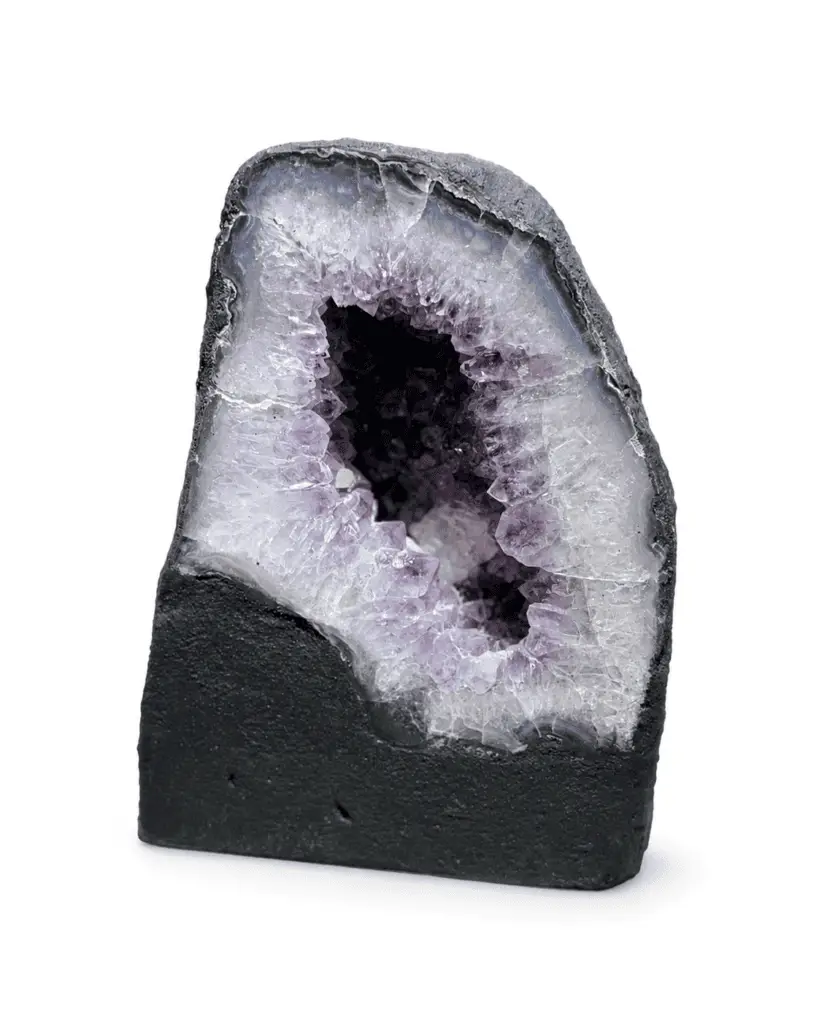 מערת אמטיסט טבעית 3.329 ק"ג &ndash; Amethyst Geode 3.329kg